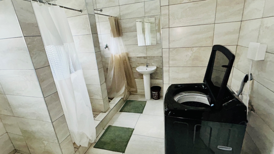 Commercial Property for Sale in Southernwood Eastern Cape